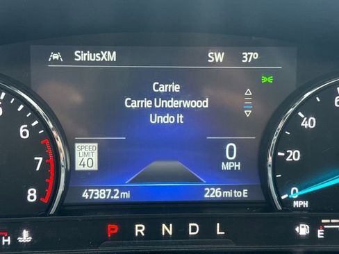 Used 2022 Ford Explorer XLT w/ Equipment Group 202A image 12