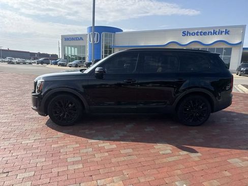 Used 2020 Kia Telluride SX FWD image 3