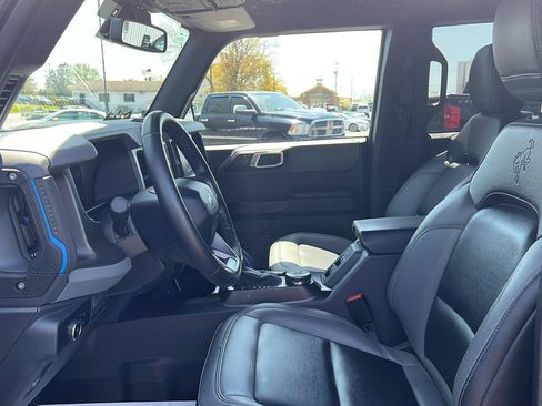 Used 2024 Ford Bronco Black Diamond AWD/4WD image 4