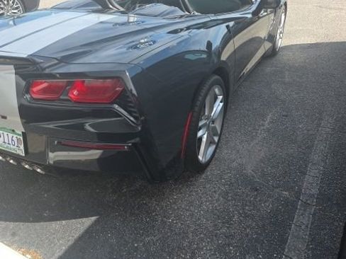 Used 2019 Chevrolet Corvette Stingray Convertible w/ 1LT image 3