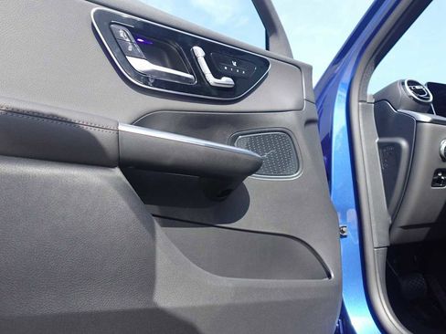 New 2026 Mercedes-Benz GLC 300 4MATIC image 26