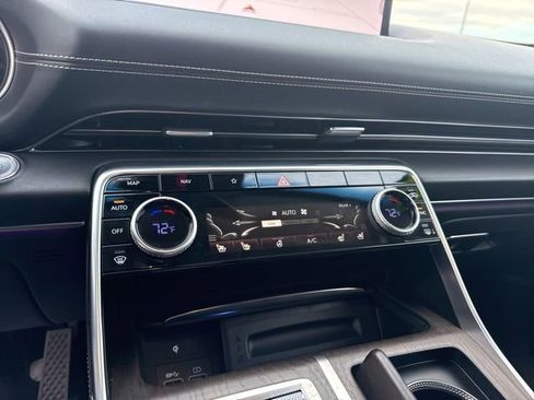 Used 2021 Genesis GV80 2.5T w/ Prestige Package 04 image 29