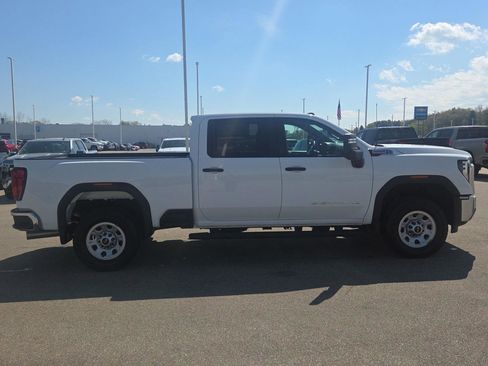 Used 2024 GMC Sierra 2500 Pro AWD/4WD image 7