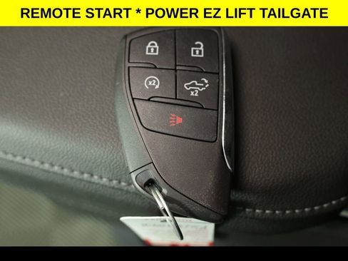 Used 2023 Chevrolet Silverado 1500 LT w/ Convenience Package II image 11
