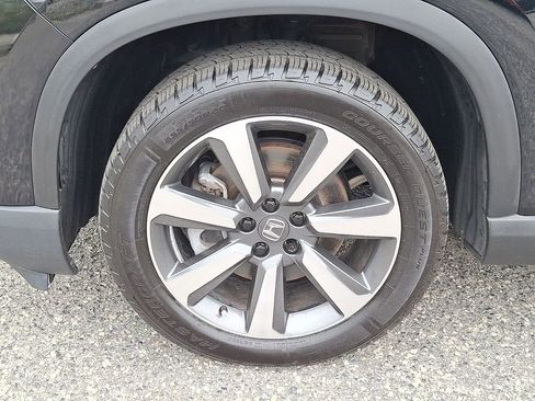 Used 2023 Honda Pilot Elite image 8