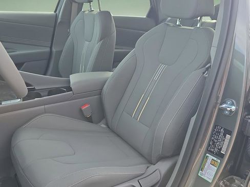 New 2026 Hyundai Elantra SEL Sport Premium FWD image 23