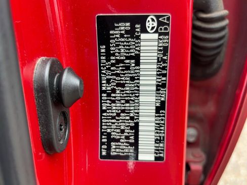 Used 2015 Toyota Corolla LE image 13