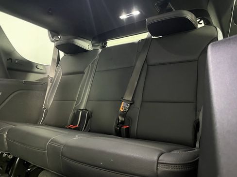 Used 2025 GMC Yukon Denali image 33