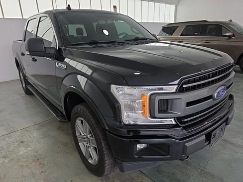 Used 2018 Ford F150 XLT w/ Equipment Group 302A Luxury image 3