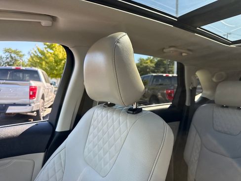 Used 2024 Ford Edge Titanium w/ Equipment Group 301A AWD/4WD image 40