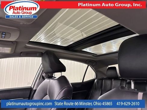 Used 2021 Toyota Camry XSE FWD image 13
