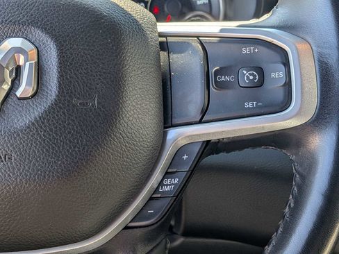 Used 2022 RAM 1500 Big Horn AWD/4WD image 17