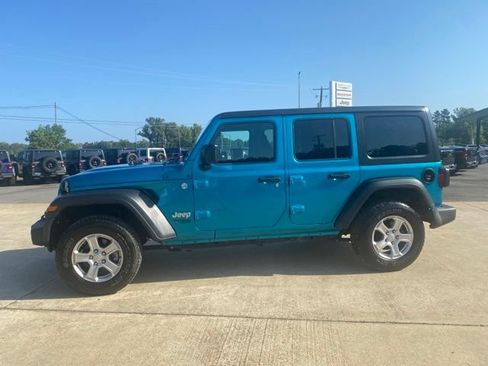 Used 2020 Jeep Wrangler Unlimited Sport S AWD/4WD image 2