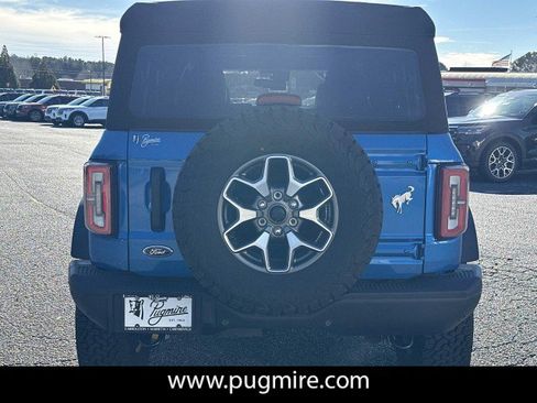 Used 2024 Ford Bronco Badlands image 6