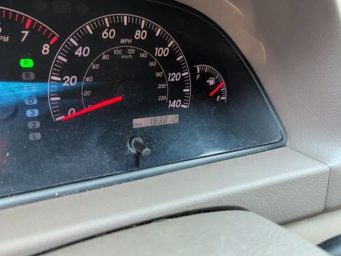 Used 2005 Toyota Camry LE image 4