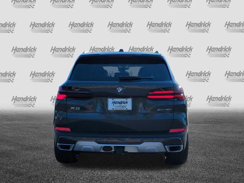 Used 2026 BMW X5 xDrive40i AWD/4WD image 9