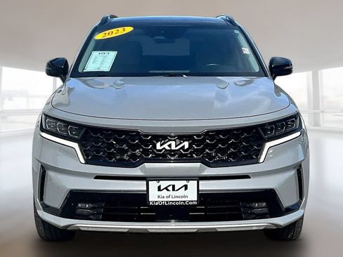 Certified 2023 Kia Sorento SX AWD/4WD image 2