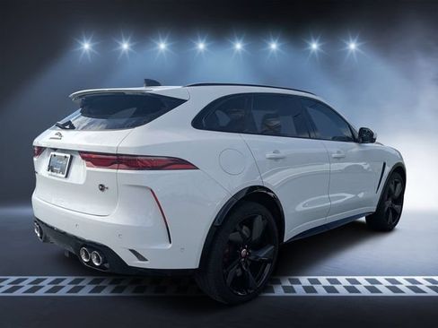 Used 2022 Jaguar F-PACE SVR AWD/4WD image 4