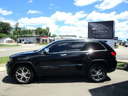 Used 2019 Jeep Grand Cherokee Limited w/ Luxury Group II AWD/4WD image 12