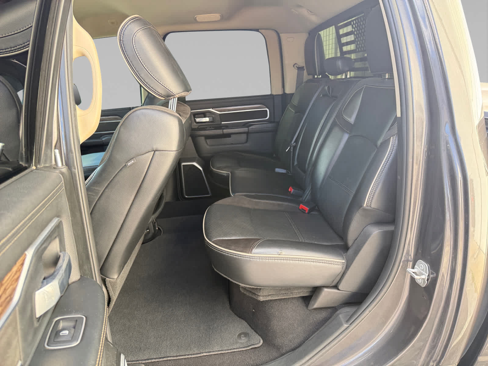 Used 2021 RAM 2500 Laramie AWD/4WD image 22