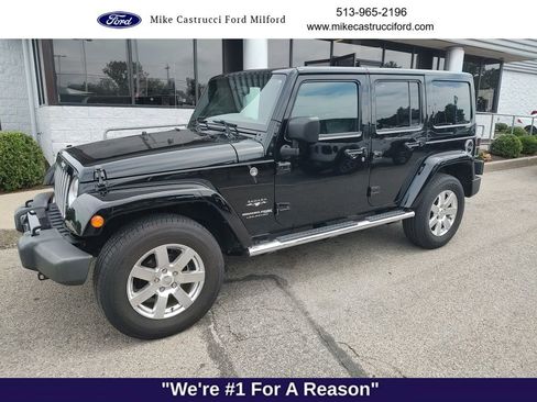 Used 2018 Jeep Wrangler Unlimited Sahara AWD/4WD image 1