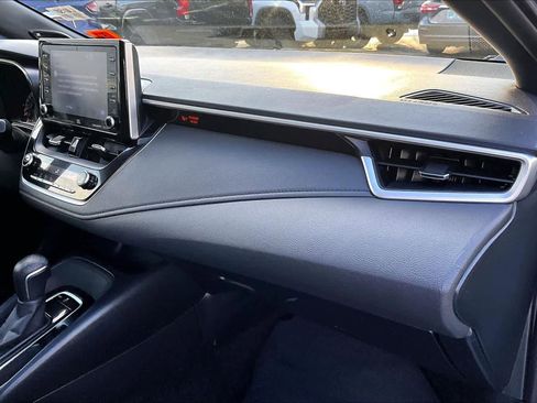 Used 2020 Toyota Corolla SE image 17
