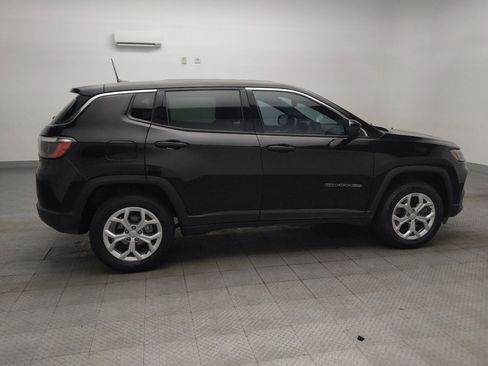 Used 2024 Jeep Compass Sport AWD/4WD image 10