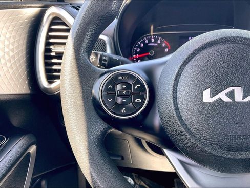 Used 2022 Kia Soul LX w/ Technology Package FWD image 15