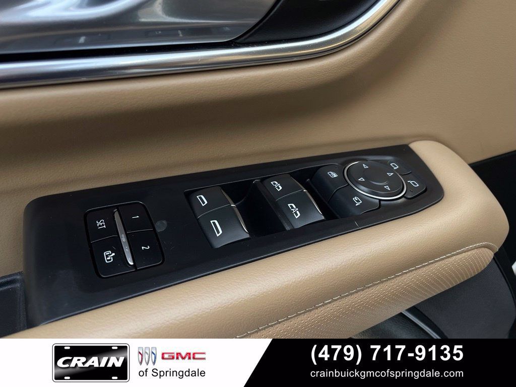 Used 2024 Chevrolet Tahoe Premier AWD/4WD image 11