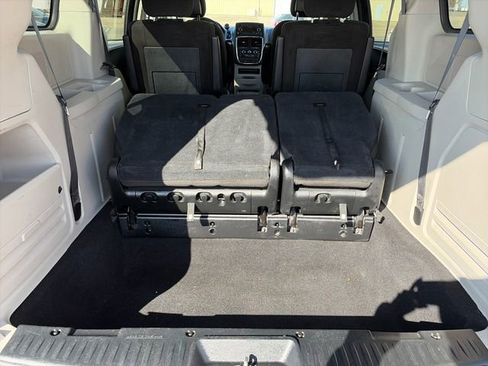 Used 2016 Dodge Grand Caravan SE w/ Quick Order Package 29E SE FWD image 40
