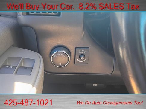 Used 2018 Chevrolet Express 2500 w/ Driver Convenience Package RWD image 17