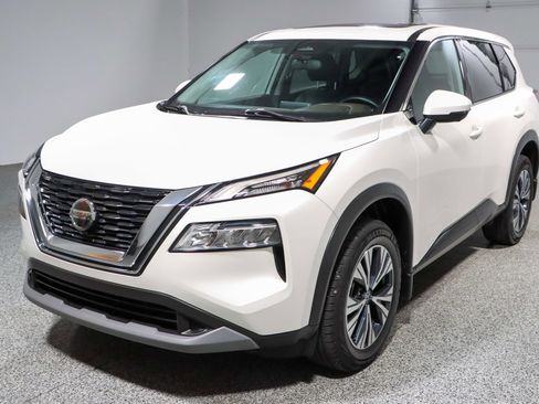 Used 2021 Nissan Rogue SV AWD/4WD image 31