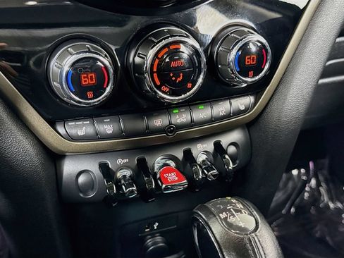 Used 2019 MINI Cooper Countryman FWD image 16