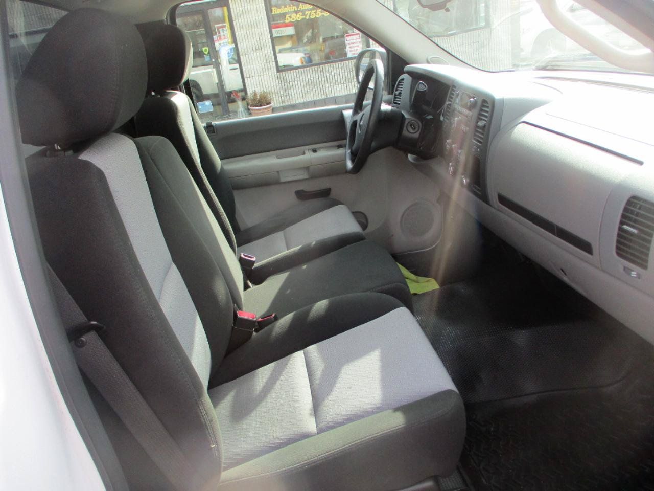 Used 2009 GMC Sierra 1500 W/T w/ SL Package RWD image 7