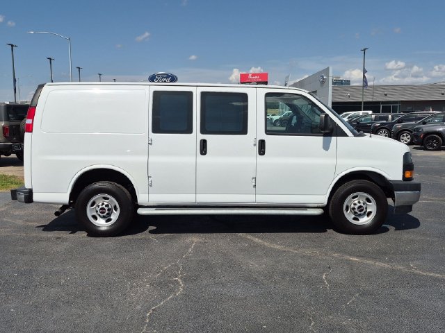 Used 2024 GMC Savana 2500 w/ Driver Convenience Package RWD image 9