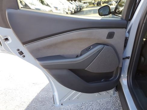 Certified 2024 Ford Mustang Mach-E GT image 12