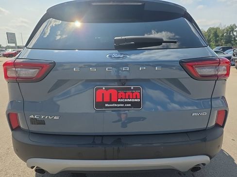 Used 2024 Ford Escape Active w/ Tech Pack #1 AWD/4WD image 6