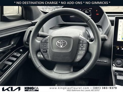 Used 2023 Toyota bZ4X XLE w/ Weather Package image 7