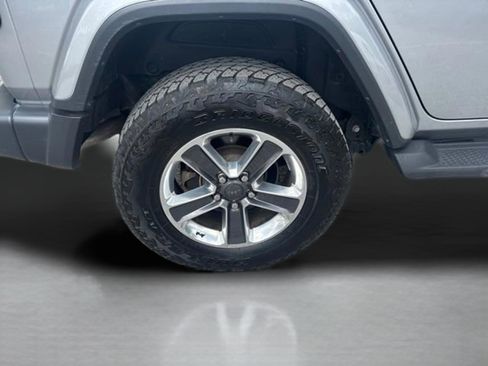 Used 2021 Jeep Wrangler Unlimited Sahara AWD/4WD image 20
