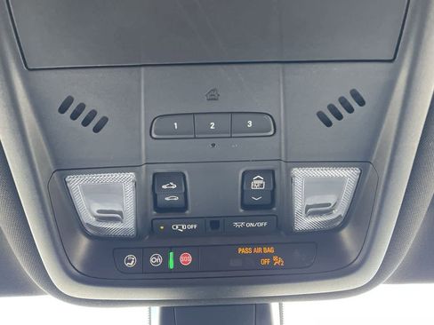Used 2024 Cadillac XT6 Luxury w/ LPO, Floor Liner Package FWD image 32