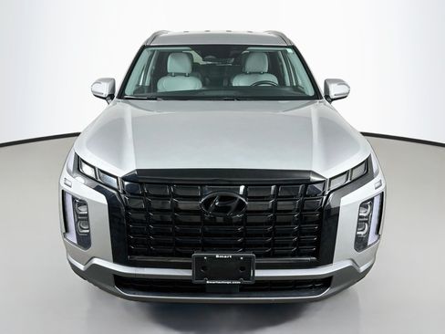 Used 2023 Hyundai Palisade SEL AWD/4WD image 2