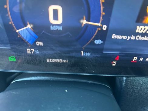 Certified 2024 Chevrolet Equinox EV RS FWD image 16