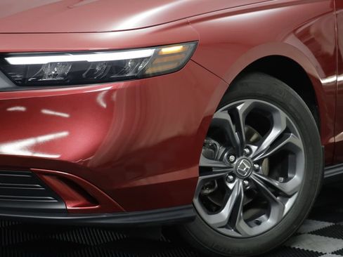 Used 2023 Honda Accord EX image 3