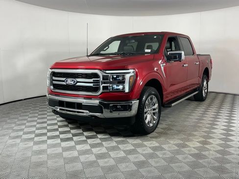 Used 2025 Ford F150 Lariat w/ Tow/Haul Package AWD/4WD image 4