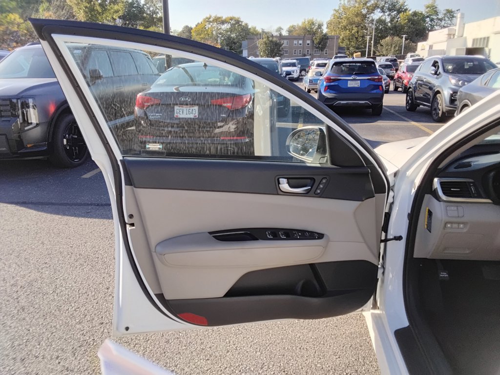 Used 2016 Kia Optima EX w/ Paint Protection Film Package FWD image 10