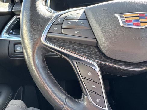 Used 2020 Cadillac XT5 Premium Luxury image 18