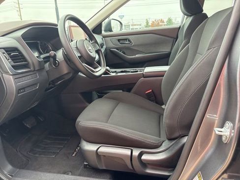 Certified 2023 Nissan Rogue S image 12