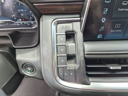 Used 2023 Chevrolet Tahoe High Country w/ Advanced Technology Package AWD/4WD image 32
