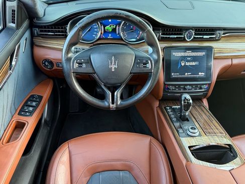 Used 2018 Maserati Quattroporte S GranLusso RWD image 14