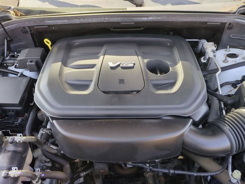 Used 2017 Jeep Grand Cherokee Altitude image 34